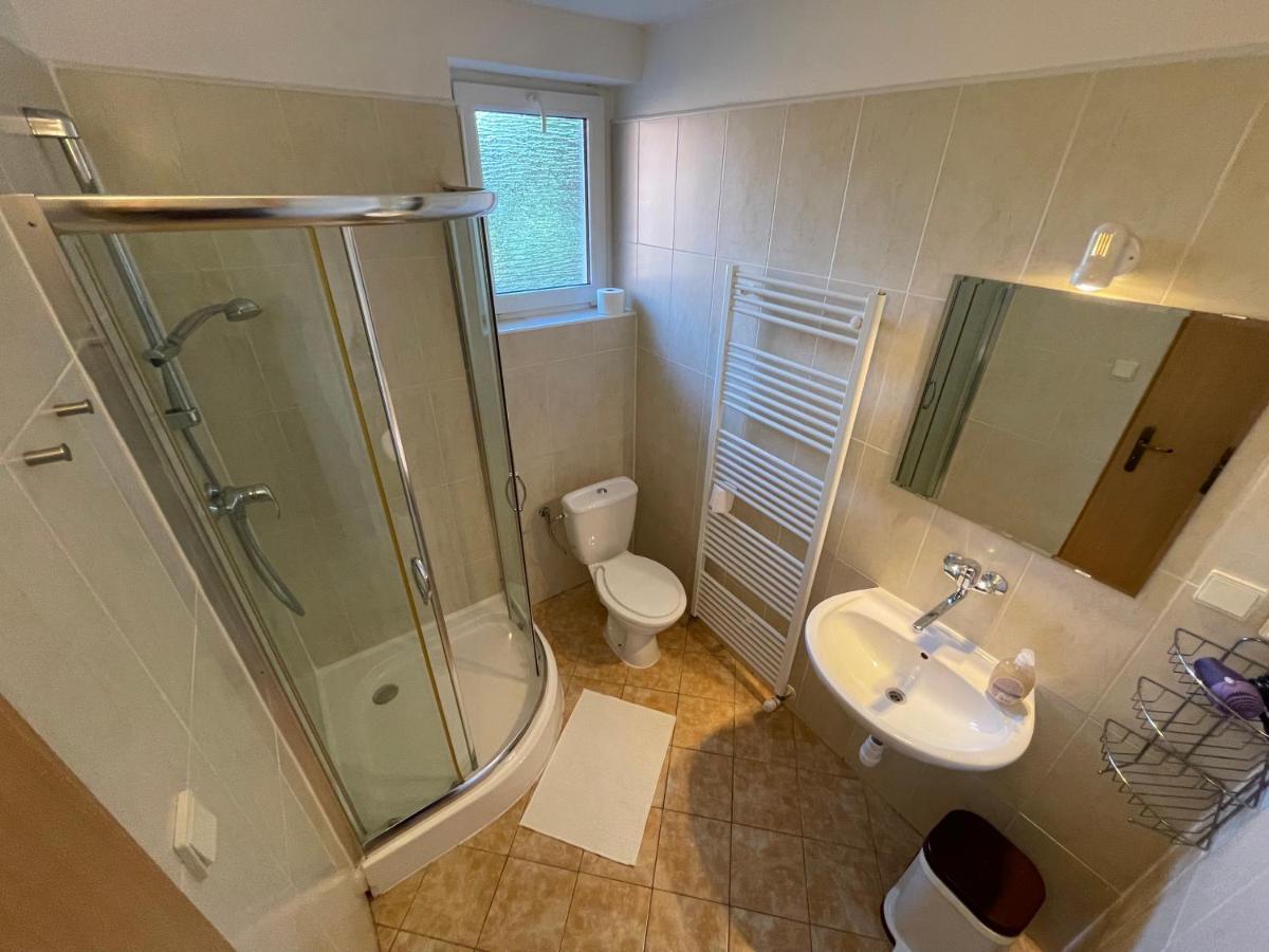 Privat Hotos Appartement Liptovský Mikuláš Buitenkant foto