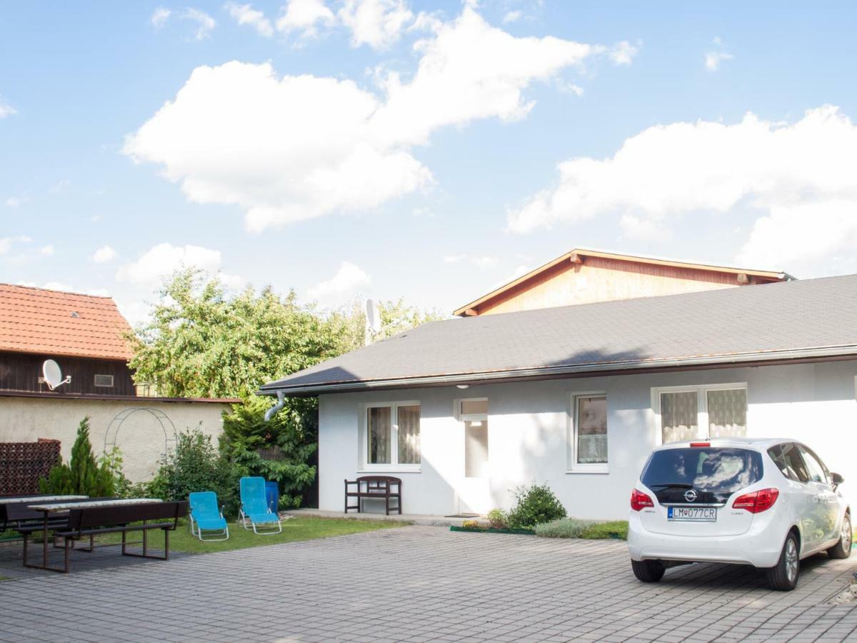 Privat Hotos Appartement Liptovský Mikuláš Buitenkant foto